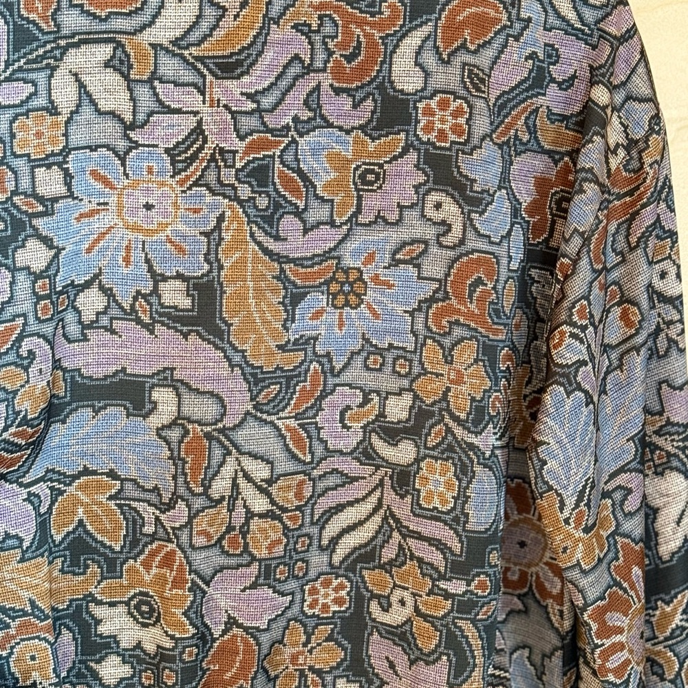 Ann Taylor Floral Print Blouse Blue Mauve Boho Lightweight Top - Picture 5 of 7